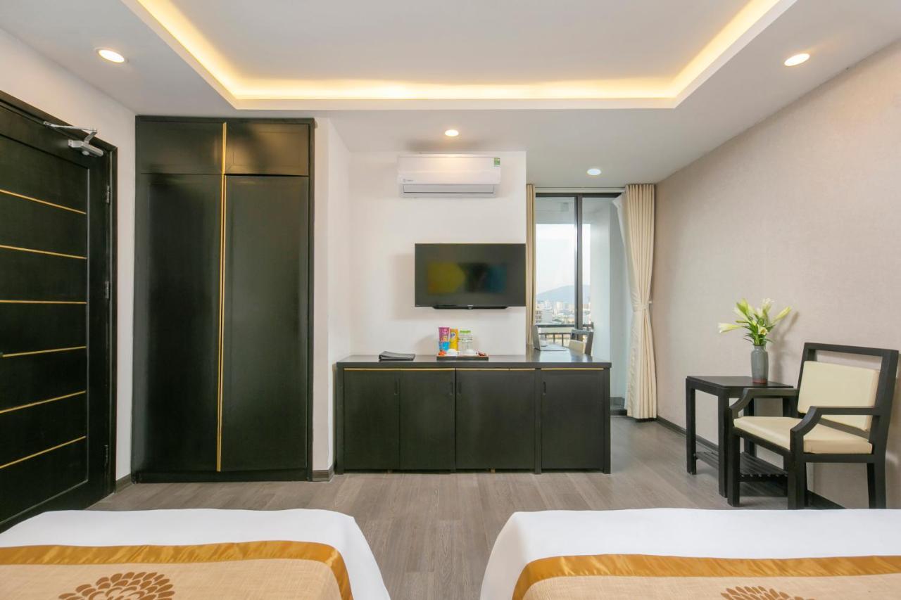 Hanami Hotel Danang Bagian luar foto