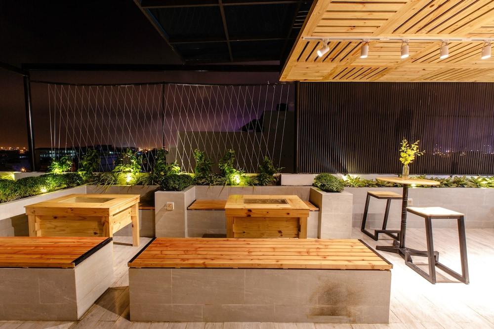 Hanami Hotel Danang Bagian luar foto
