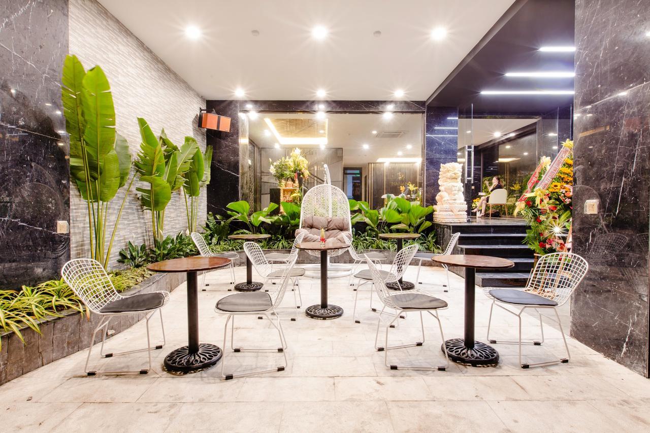 Hanami Hotel Danang Bagian luar foto