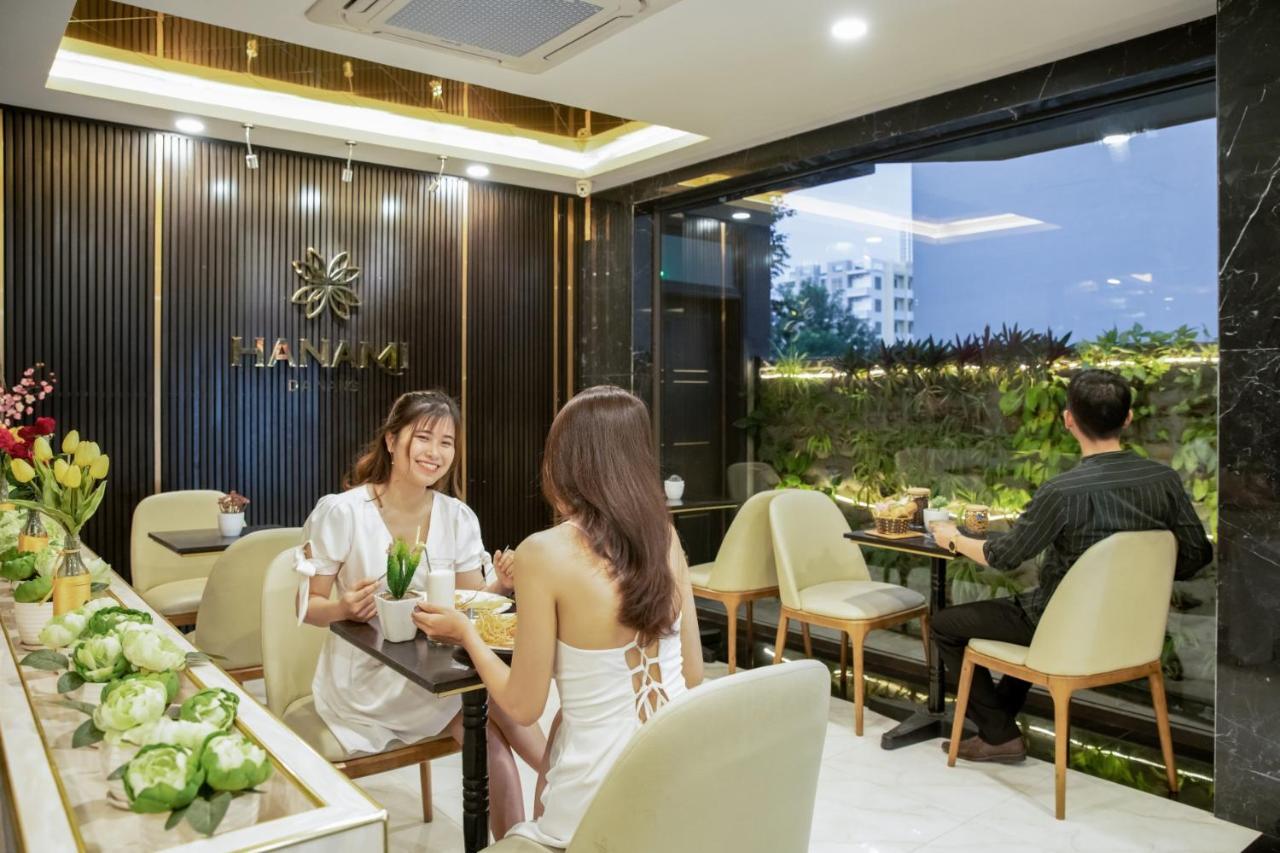 Hanami Hotel Danang Bagian luar foto
