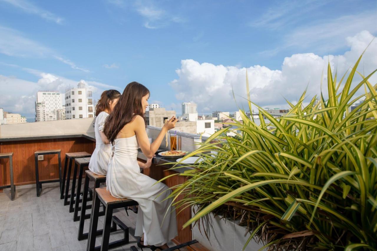 Hanami Hotel Danang Bagian luar foto